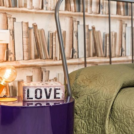 לה ספציה La Casa Dei Treni Affittacamere City Rooms For Travel Lovers מראה חיצוני תמונה